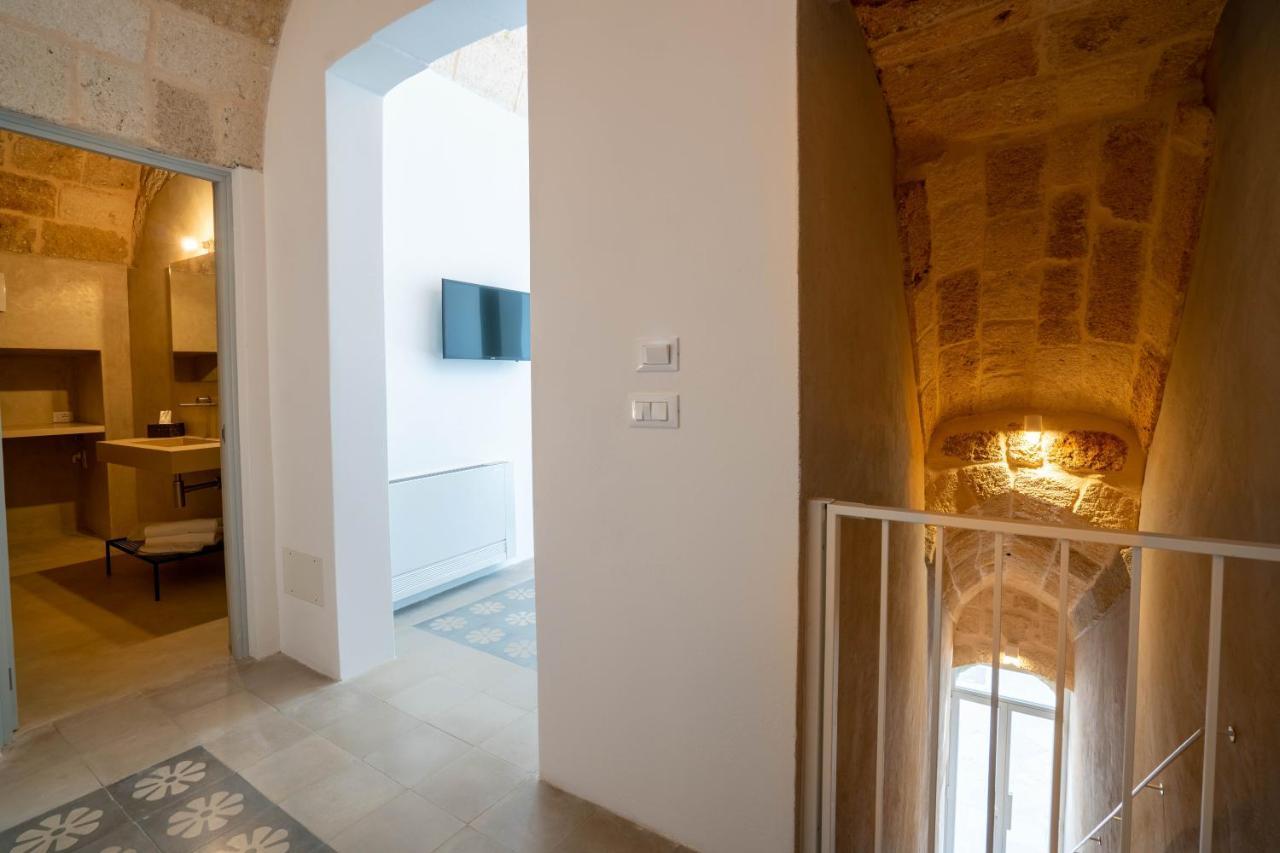 Donna Domenica Boutique Suites Полиньяно-а-Маре Экстерьер фото