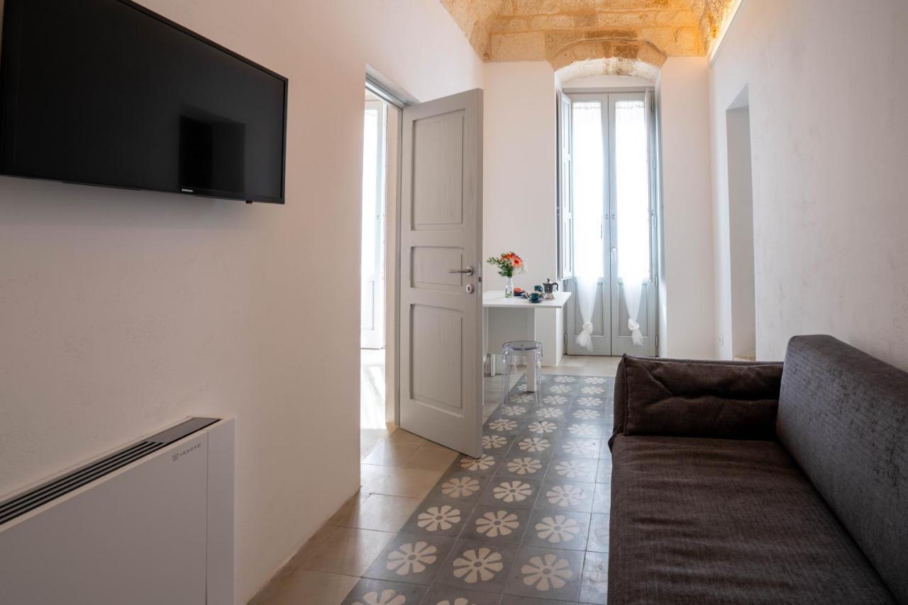 Donna Domenica Boutique Suites Полиньяно-а-Маре Экстерьер фото