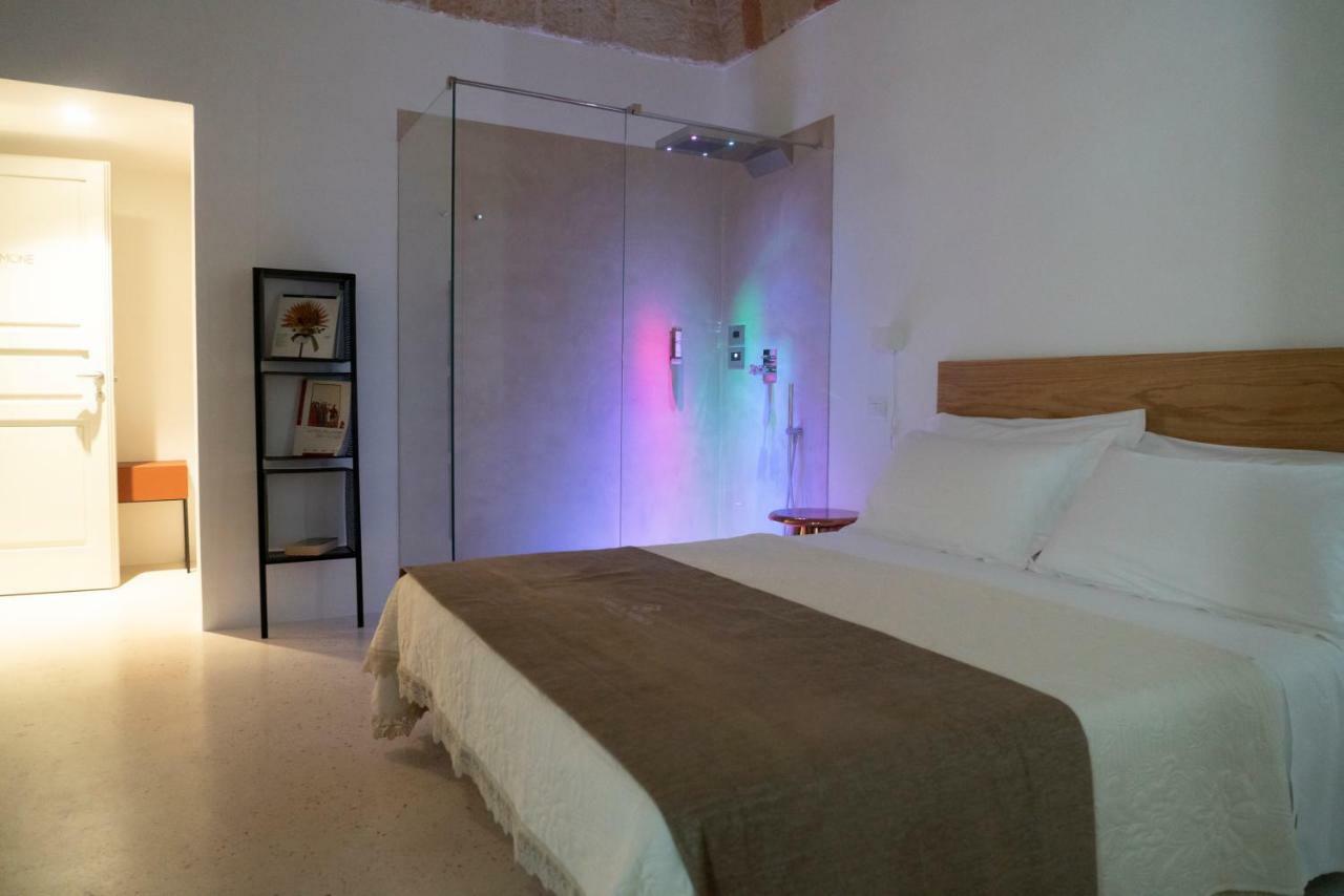 Donna Domenica Boutique Suites Полиньяно-а-Маре Экстерьер фото